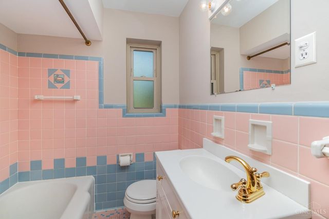 4136 St Lawrence Avenue, Cincinnati, OH 45205