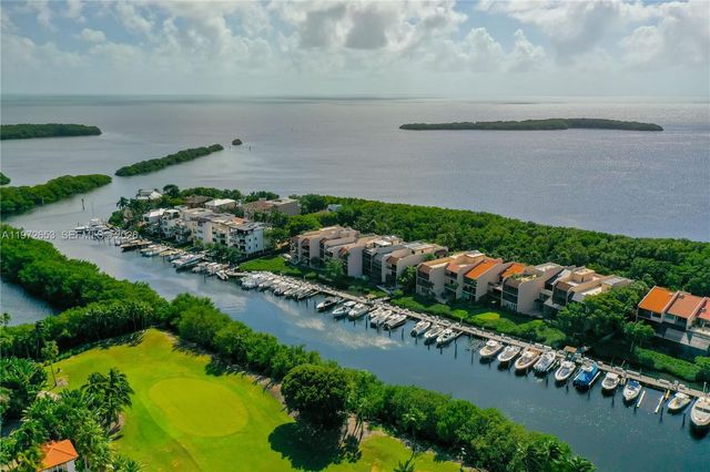 5990 Paradise Point Drive, Palmetto Bay, FL 33157