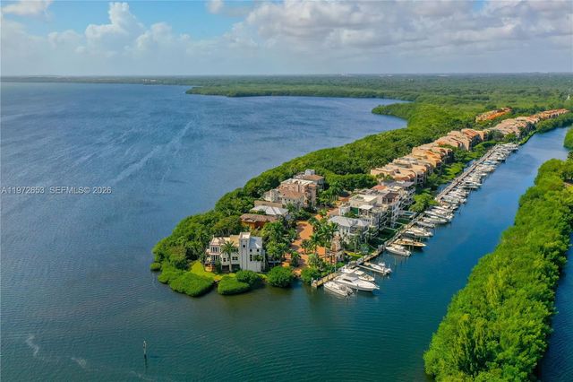 5990 Paradise Point Drive, Palmetto Bay, FL 33157