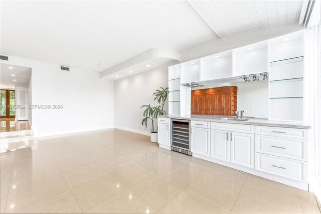 5990 Paradise Point Drive, Palmetto Bay, FL 33157