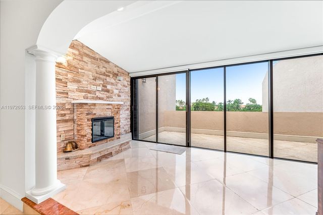 5990 Paradise Point Drive, Palmetto Bay, FL 33157