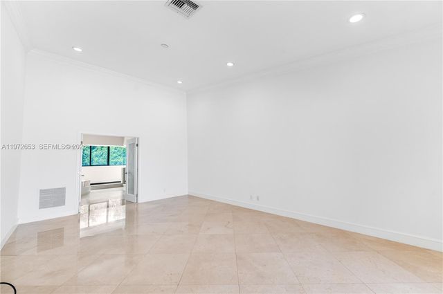 5990 Paradise Point Drive, Palmetto Bay, FL 33157
