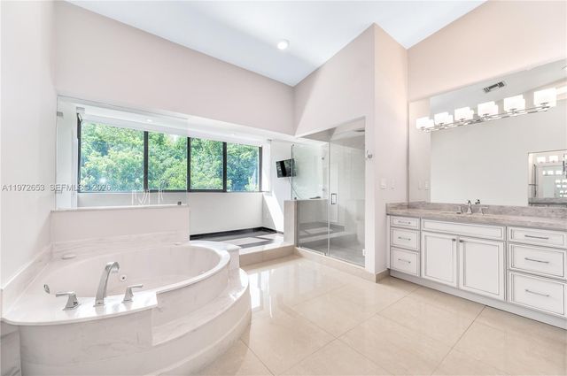 5990 Paradise Point Drive, Palmetto Bay, FL 33157