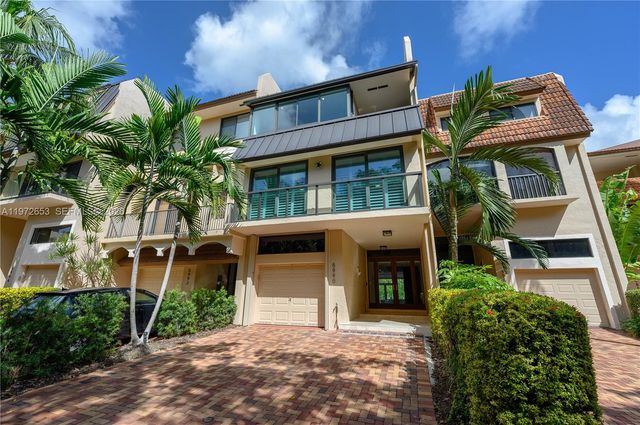 5990 Paradise Point Drive, Palmetto Bay, FL 33157