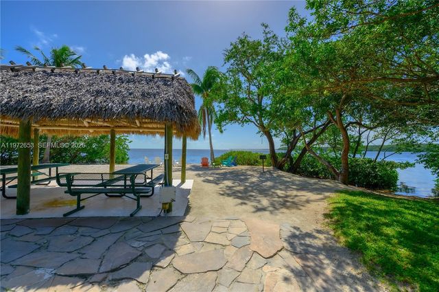 5990 Paradise Point Drive, Palmetto Bay, FL 33157