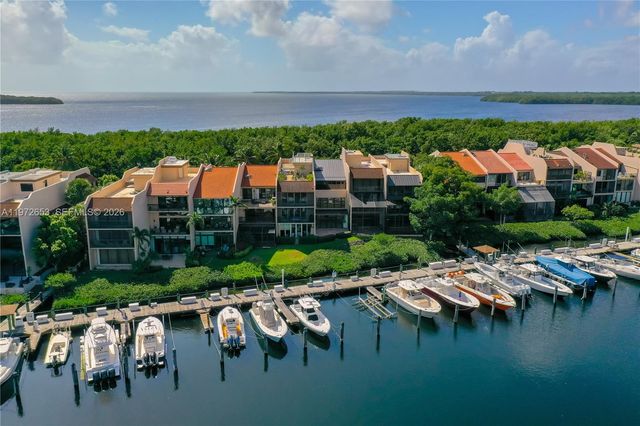 5990 Paradise Point Drive, Palmetto Bay, FL 33157