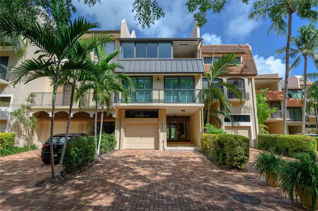 5990 Paradise Point Drive, Palmetto Bay, FL 33157