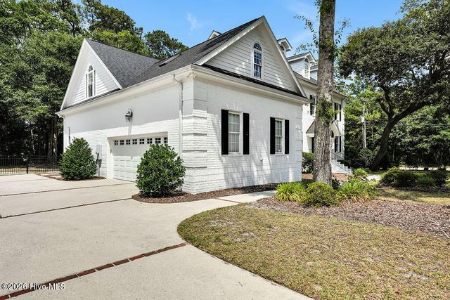 5617 Maxwell Place, Wilmington, NC 28409