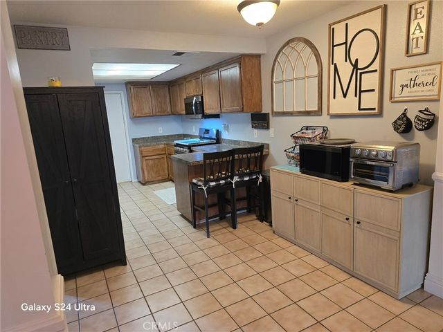 11504 Los Molinos, Riverside, CA 92505