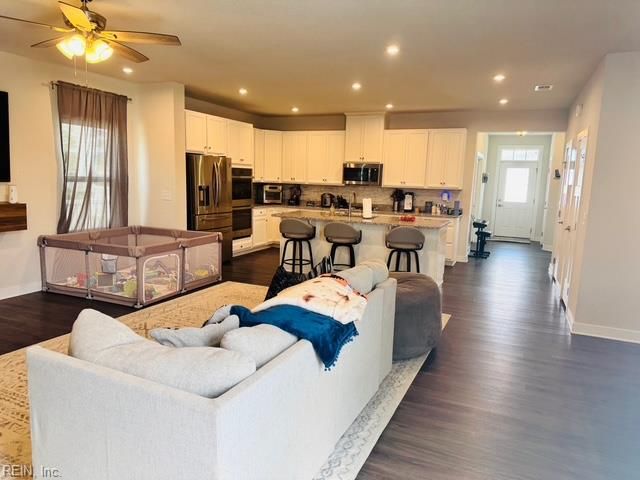 638 Colonel Byrd ST, Chesapeake, VA 23323