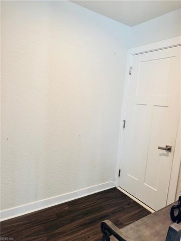 638 Colonel Byrd ST, Chesapeake, VA 23323