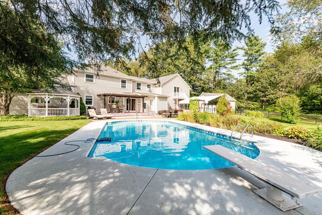 222 Littleworth Road, Madbury, NH 03823