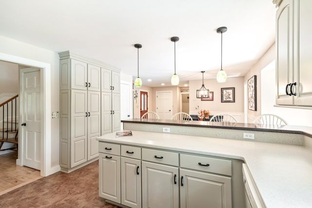 222 Littleworth Road, Madbury, NH 03823