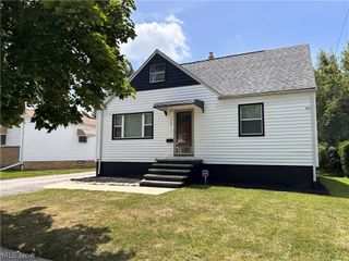168 Henry Street, Bedford, OH 44146
