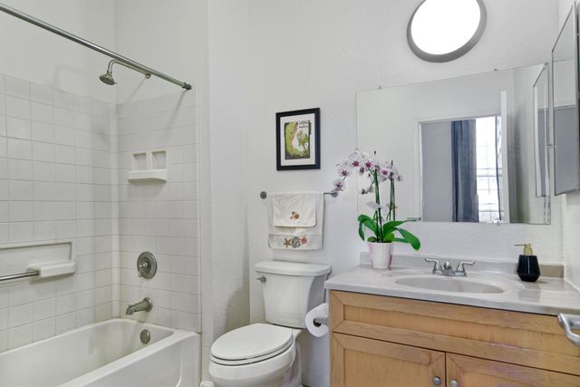 516 Martha Street 207, San Jose, CA 95112