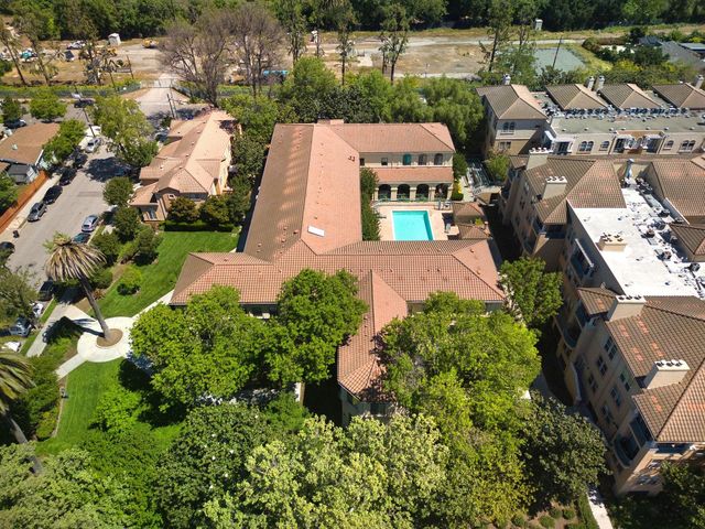 516 Martha Street 207, San Jose, CA 95112
