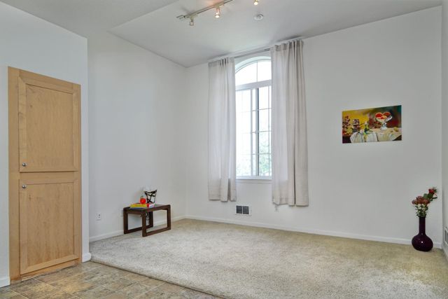 516 Martha Street 207, San Jose, CA 95112