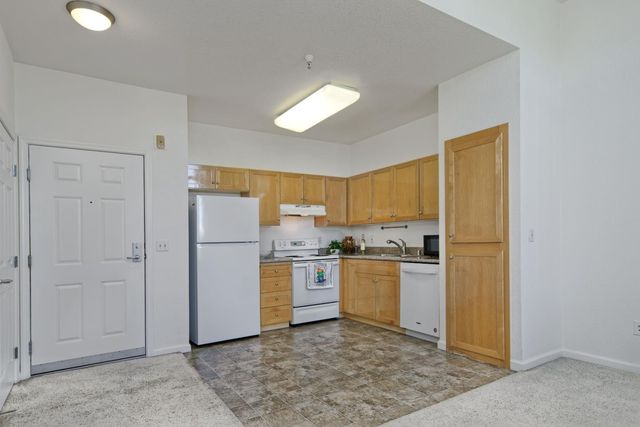 516 Martha Street 207, San Jose, CA 95112