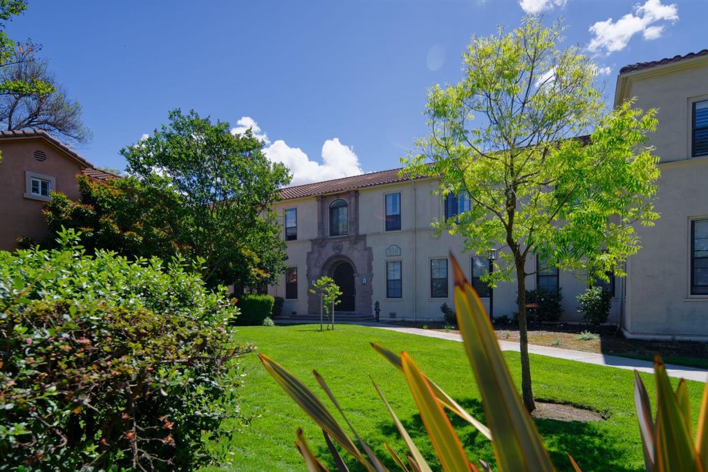 516 Martha Street 207, San Jose, CA 95112