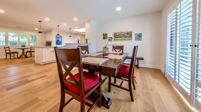4025 Crondall Dr, Sacramento, CA 95864
