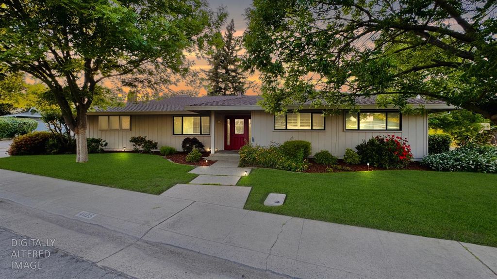 4025 Crondall Dr, Sacramento, CA 95864