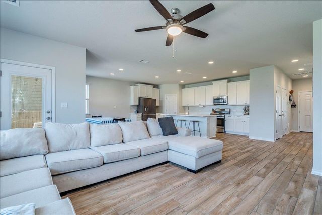 345 Silktassel WAY, Buda, TX 78610