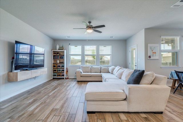 345 Silktassel WAY, Buda, TX 78610