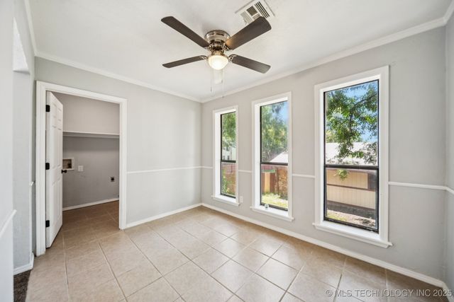 3026 W 68th Place S, Tulsa, OK 74132