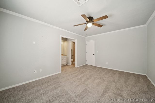 3026 W 68th Place S, Tulsa, OK 74132