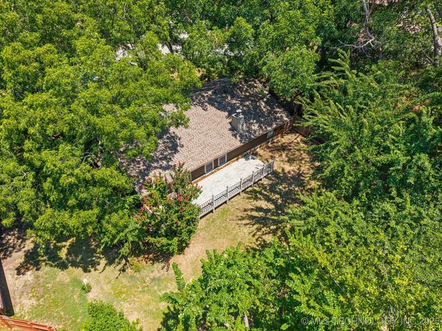 3026 W 68th Place S, Tulsa, OK 74132