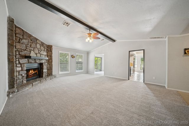 3026 W 68th Place S, Tulsa, OK 74132