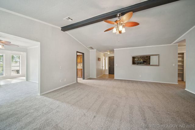 3026 W 68th Place S, Tulsa, OK 74132