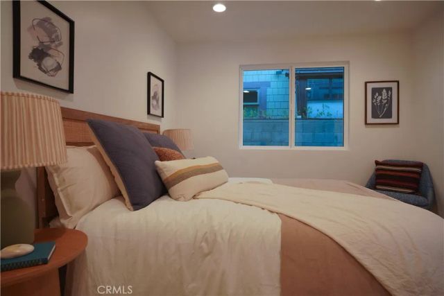 808 S Los Robles, Pasadena, CA 91106