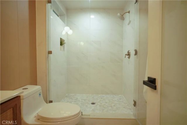 808 S Los Robles, Pasadena, CA 91106