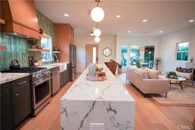 808 S Los Robles, Pasadena, CA 91106
