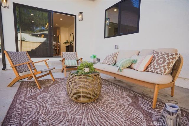 808 S Los Robles, Pasadena, CA 91106