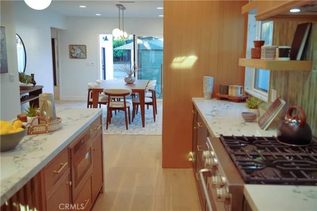 808 S Los Robles, Pasadena, CA 91106