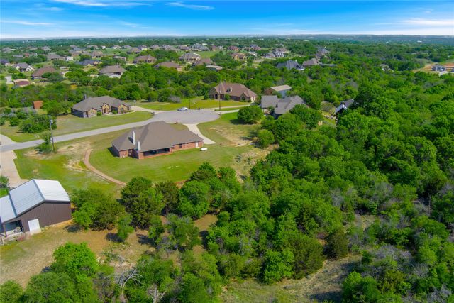 128 Deer Grove Trail, Azle, TX 76020