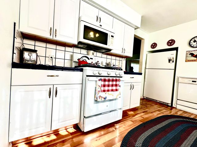 24470 60 Avenue, Ducor, CA 93218