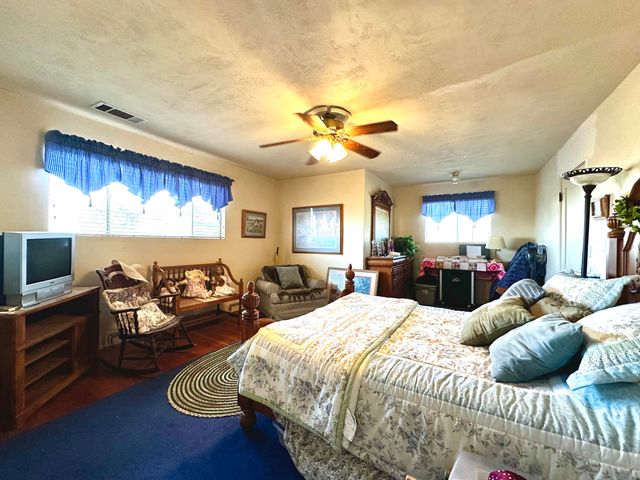 24470 60 Avenue, Ducor, CA 93218