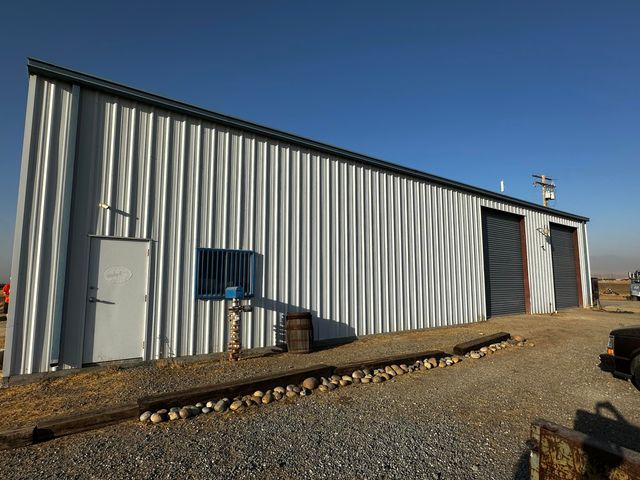 24470 60 Avenue, Ducor, CA 93218