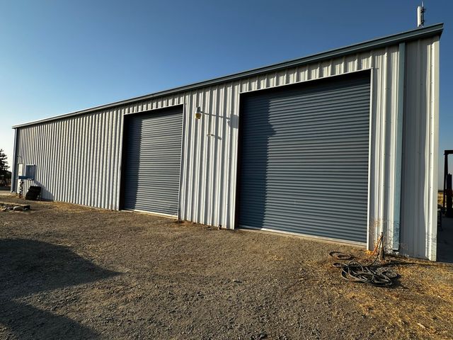 24470 60 Avenue, Ducor, CA 93218