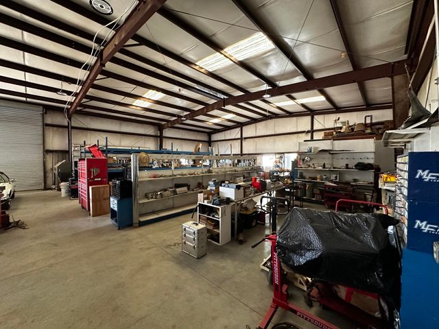 24470 60 Avenue, Ducor, CA 93218