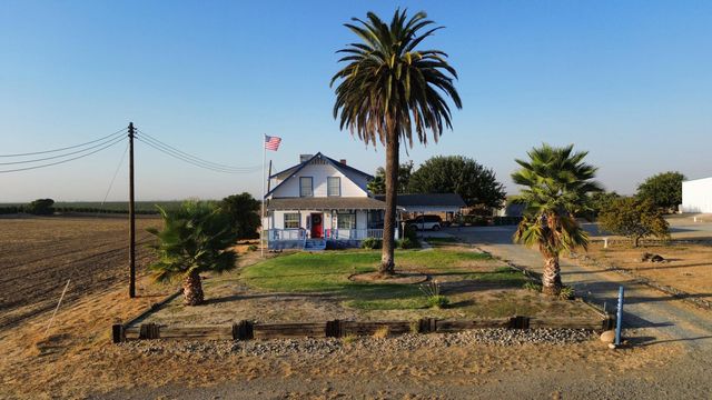 24470 60 Avenue, Ducor, CA 93218