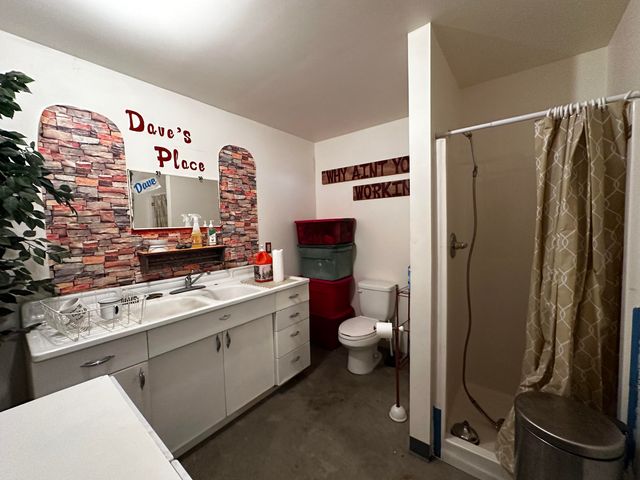 24470 60 Avenue, Ducor, CA 93218