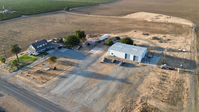 24470 60 Avenue, Ducor, CA 93218