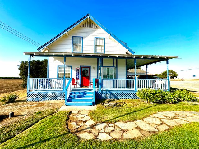 24470 60 Avenue, Ducor, CA 93218