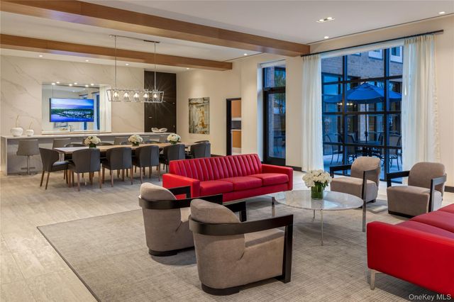 100 Garvies Point Road 1036, Glen Cove, NY 11542