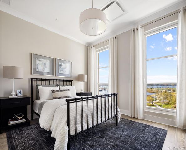 100 Garvies Point Road 1036, Glen Cove, NY 11542