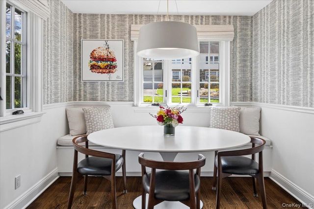 48 Vine Road, Larchmont, NY 10538
